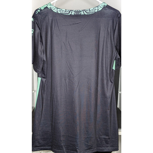 Misslook Short Sleeve Top Women’s Size 2XL Green and Black Design V Neck - Picture 2 of 5